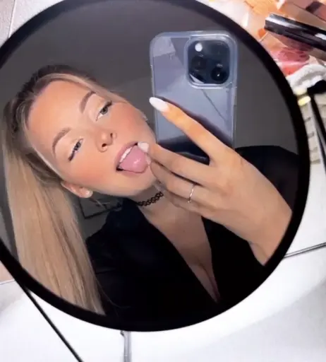 Image 1023546 from ASMR Janina