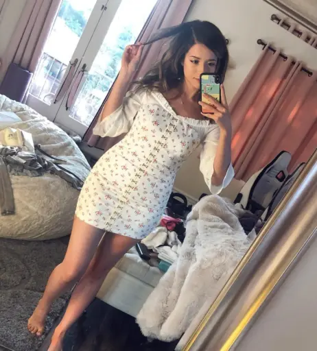 Image 1016121 from Pokimane