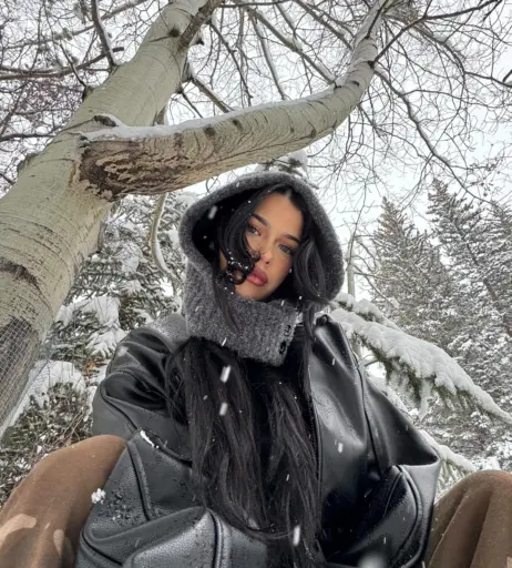 Image 10170406 from Luvstruck