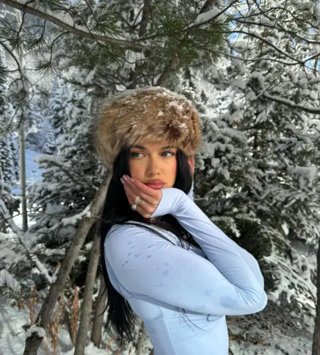 Image 10170391 from Luvstruck