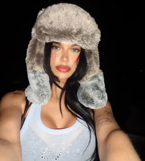 Image 10170399 from Luvstruck