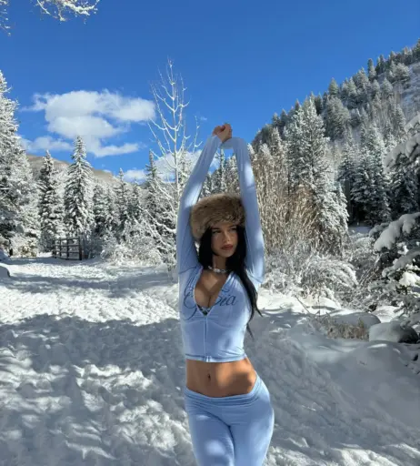 Image 10170384 from Luvstruck