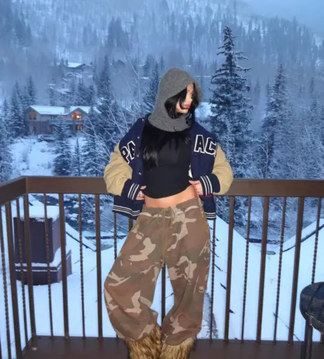 Image 10170376 from Luvstruck