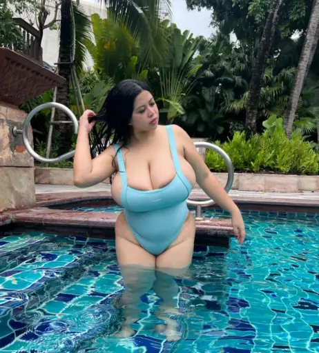 Image 10172077 from bustyzoe / Itszoecutie