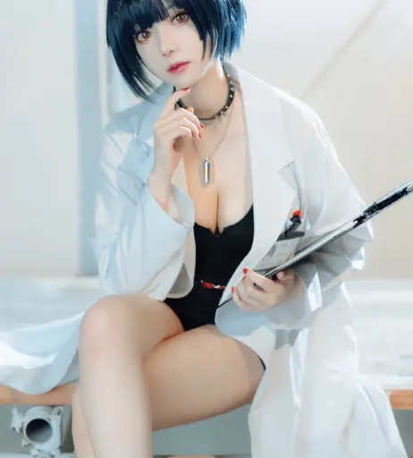 Image 10140232 from Puutin_cos