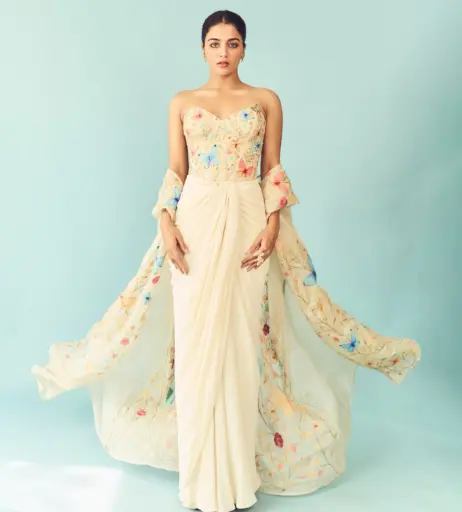 Image 10114223 from Wamiqa Gabbi