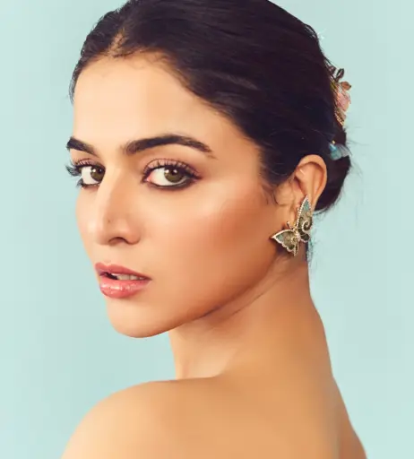 Image 10114224 from Wamiqa Gabbi