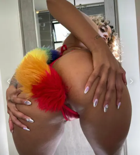 Image 10117019 from Jayda Fire