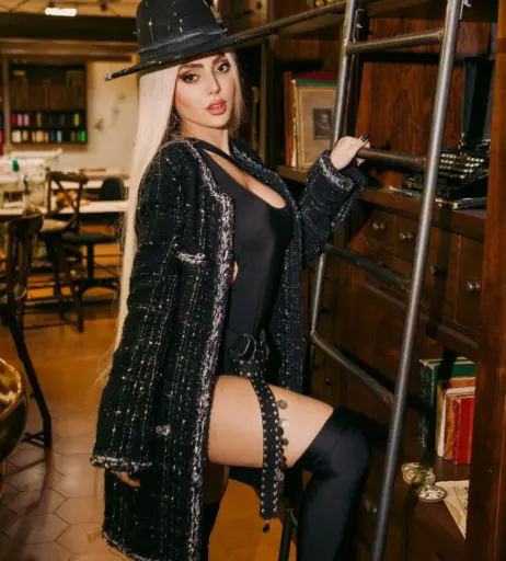 Image 10120749 from Nyvi Estephan