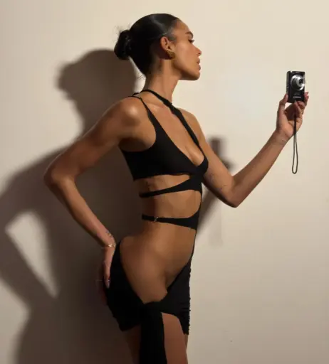 Image 10123271 from Bruna Marquezine