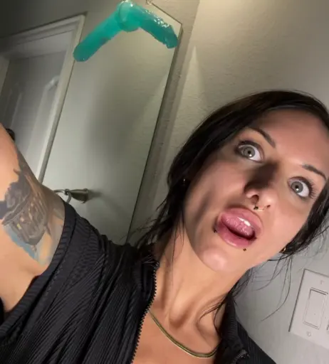 Image 10105678 from Alyx Urie | HoustonHotwife | backshotbarbie96