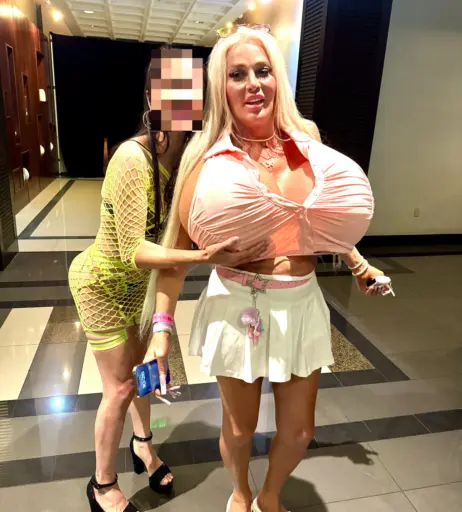 Image 10105207 from txazn_hotwife / Azn_Hotwife