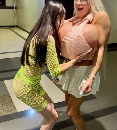 Image 10105209 from txazn_hotwife / Azn_Hotwife