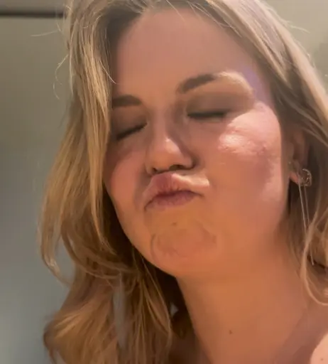Image 1019530 from KellyMissesvlog
