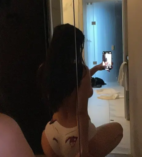 Image 1019189 from heyimbee