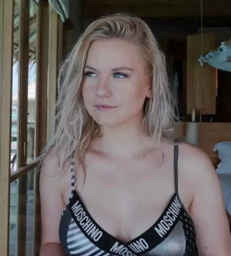 Image 1005413 from KellyMissesvlog