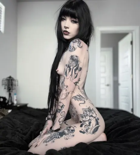 Image 10067385 from IAmM3dusa_ / therealm3dusa_ / therealm3dusa