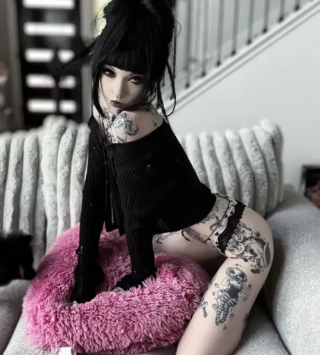 Image 10067361 from IAmM3dusa_ / therealm3dusa_ / therealm3dusa