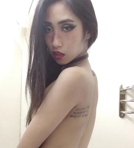 Image 10069763 from Eva Yi