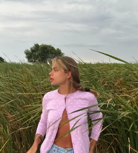 Image 10078330 from Hannah Kepple / actress