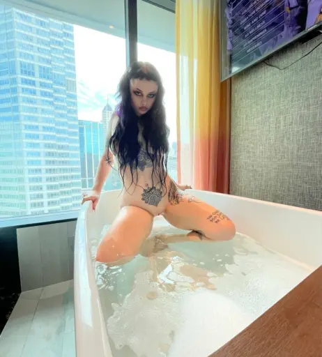 Image 10075904 from Zheani