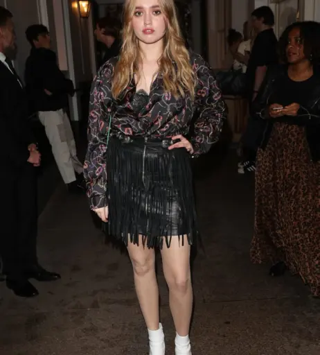 Image 10077920 from Aimee-Lou Wood