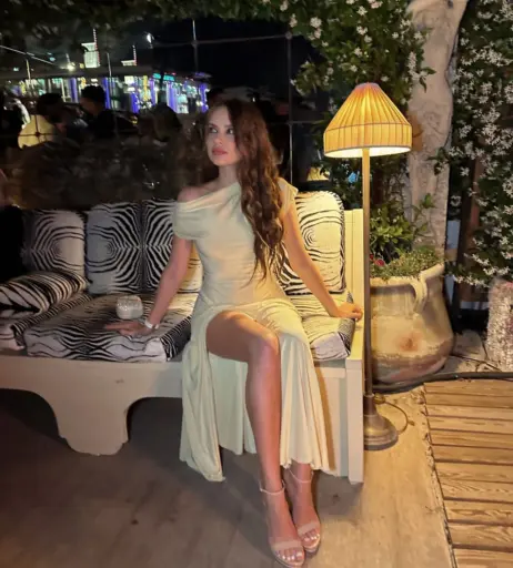 Image 10071854 from Xenia Tchoumi