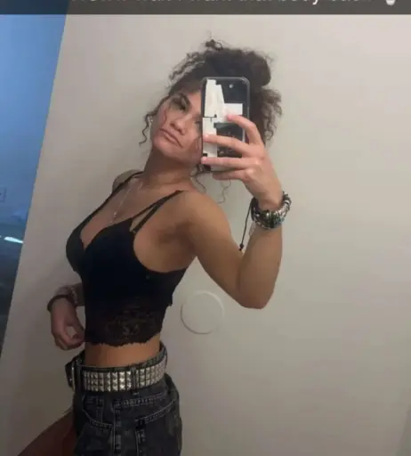 Image 10070965 from ciggybae / homeskilla_whitnit / Zendaya lookalike