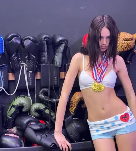 Image 10070858 from Mazzy Joya / mazzyjoya / petalspliff