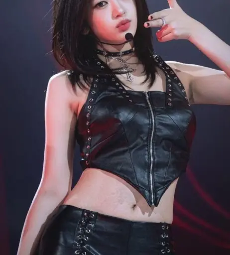 Image 10070662 from An Yujin 안유진 | YUJIN