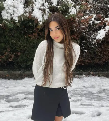 Image 10073229 from Yoona french streamer