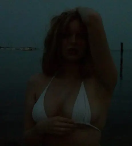 Image 10079554 from @emmakrocherolle