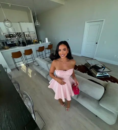 Image 10079219 from Giuliana Ava