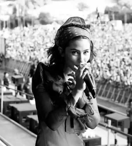 Image 10028507 from Gracie Abrams