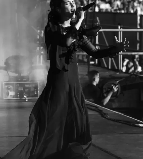 Image 10028505 from Gracie Abrams