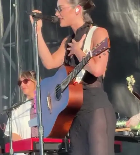 Image 10028555 from Gracie Abrams