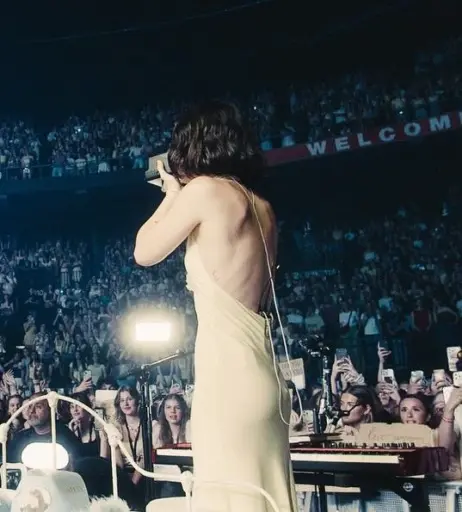 Image 10028497 from Gracie Abrams