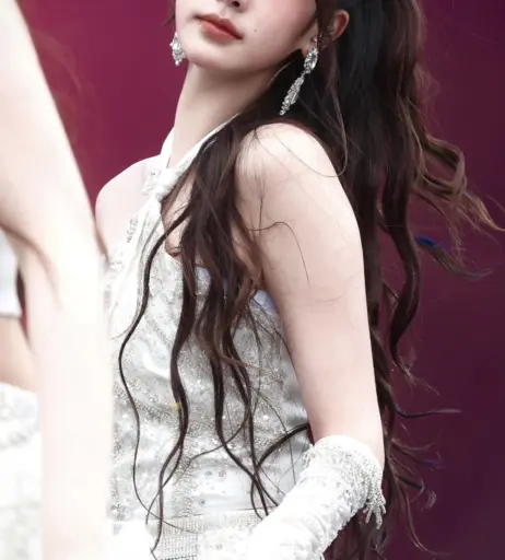 Image 10028429 from Jang Won-young / 장원영 WONYOUNG