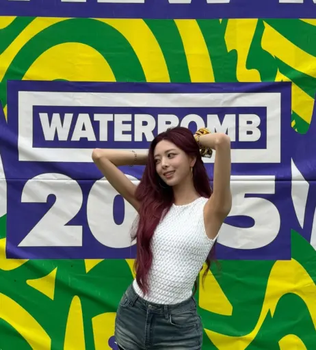 Image 10028713 from Yuna - ITZY (유나, Shin Yu Na)