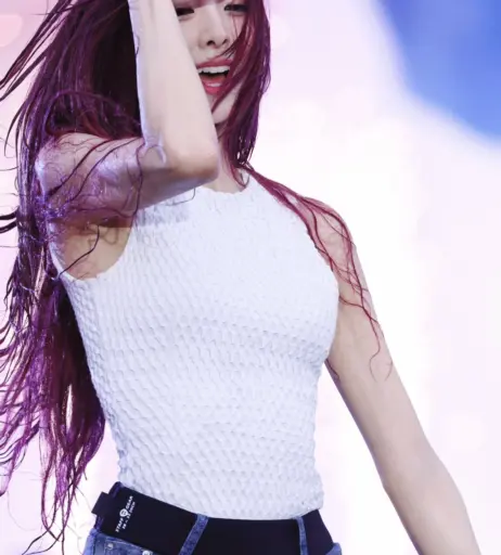 Image 10028715 from Yuna - ITZY (유나, Shin Yu Na)