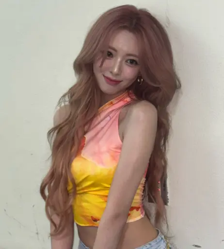 Image 10028730 from Yuna - ITZY (유나, Shin Yu Na)