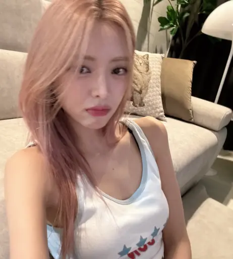 Image 10028754 from Yuna - ITZY (유나, Shin Yu Na)