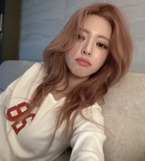 Image 10028742 from Yuna - ITZY (유나, Shin Yu Na)