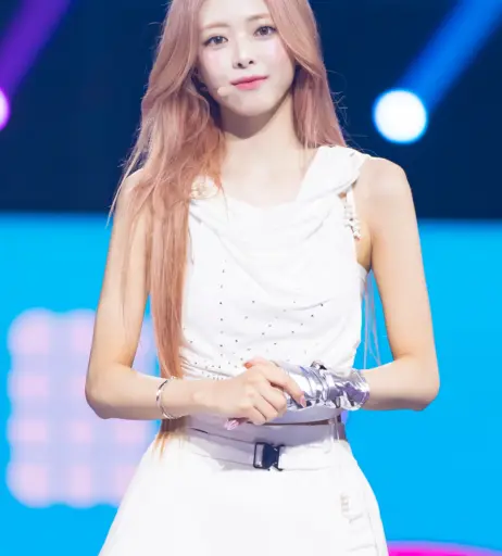 Image 10028694 from Yuna - ITZY (유나, Shin Yu Na)