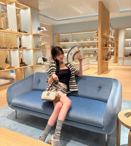 Image 10028030 from Jang Won-young / 장원영 WONYOUNG