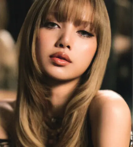 Image 10025052 from Lisa | BLΛƆKPIИK (Blackpink)