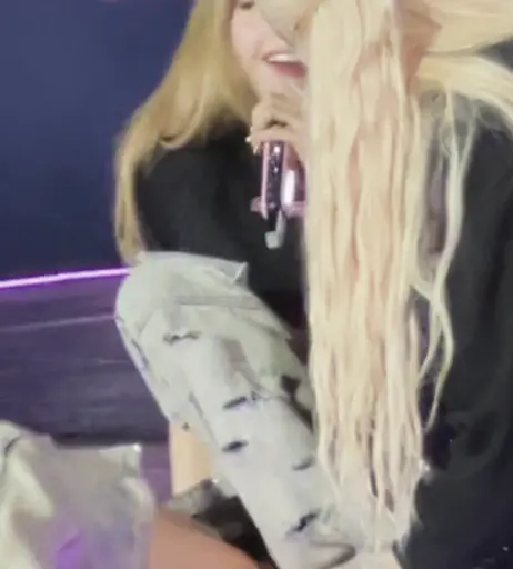 Image 10025331 from Lisa | BLΛƆKPIИK (Blackpink)