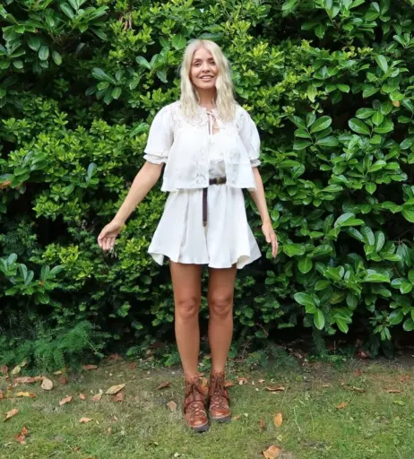 Image 10025205 from Holly Willoughby