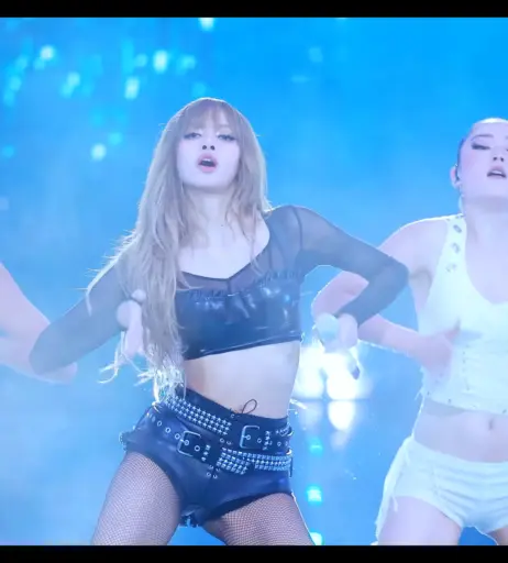 Image 10025268 from Lisa | BLΛƆKPIИK (Blackpink)