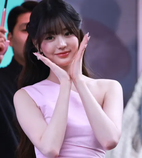 Image 10027920 from Jang Won-young / 장원영 WONYOUNG